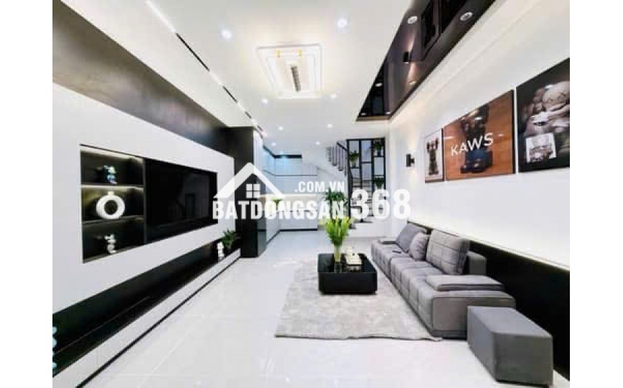 NGÃ TƯ SỞ - TÂY SƠN 40M2 CÓ  9,5 TỶ, NHÀ ĐẸP NỘI THẤT MỚI TOANH, TRUNG TÂM LÕI ĐỐNG ĐA, HÀNG MỚI LÊN NHANH TAY SỞ HỮU